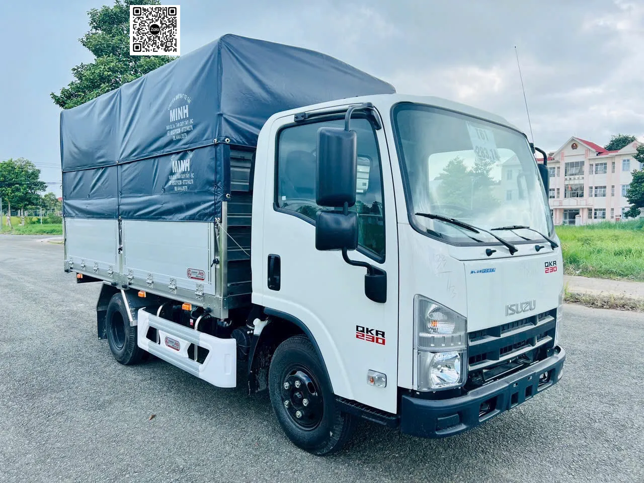XE TẢI ISUZU 2.4 TẤN THÙNG MUI BẠT QKR230 QLR77FE5 EURO5